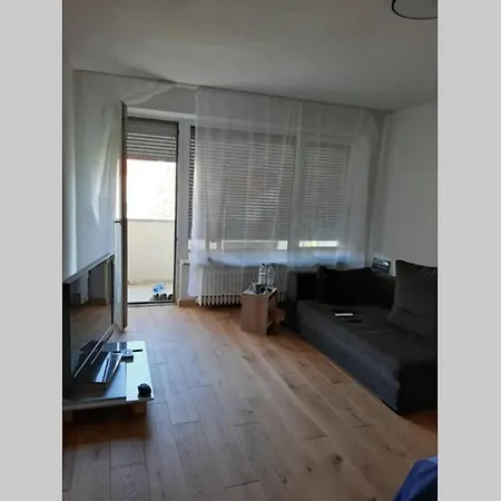 شقة Ruhiges Zimmer Mit Balkon Und Bad